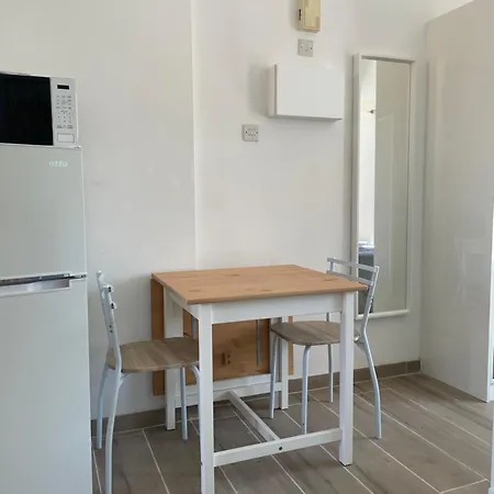 Apartment Side *